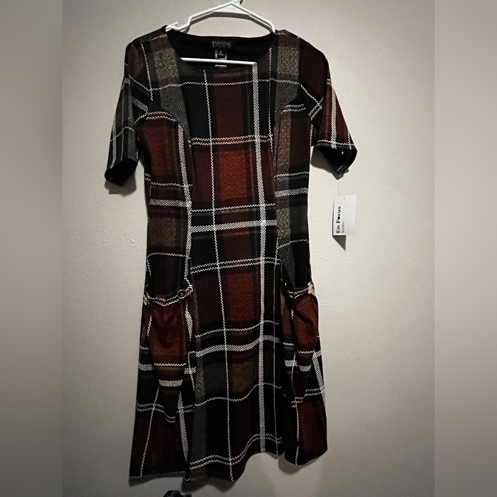 En Focus Studios size 8 NWT